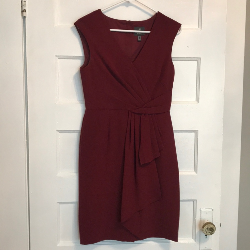 Short sleeve, professional dress